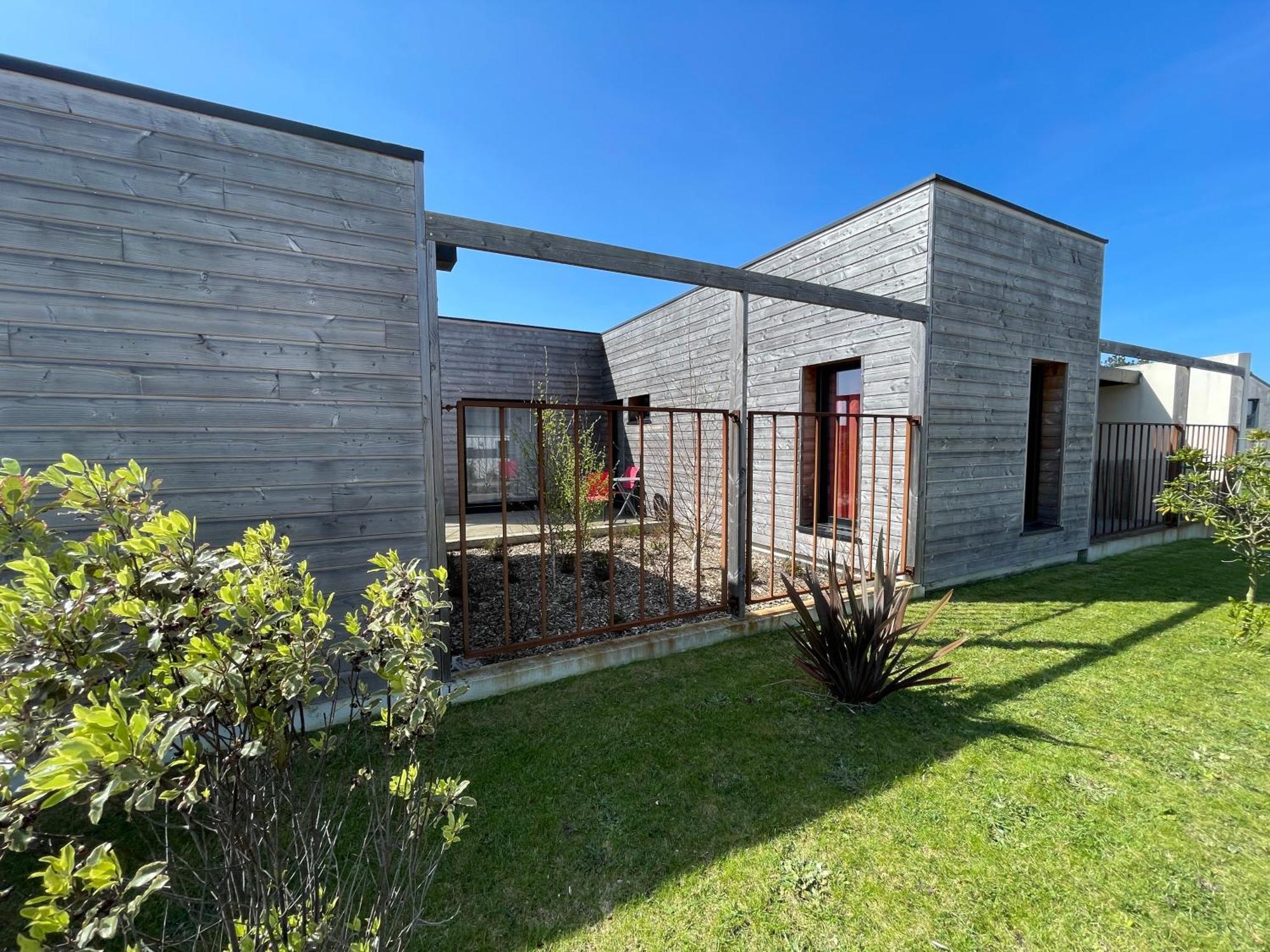 Villa Egurra, A Proximite D'Une Plage De Sable Fin Santec Bagian luar foto